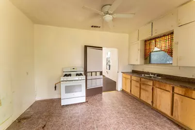 5808 Wellesley Avenue, Fort Worth, TX 76107 - Photo 14