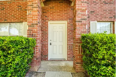 901 Elizabeth Drive, Lewisville, TX 75067 - Photo 4