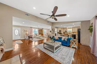 600 S Andrews Drive, Robinson, TX 76706 - Photo 2