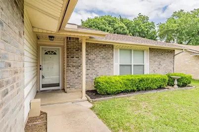 705 Salem Drive, Arlington, TX 76014 - Photo 2