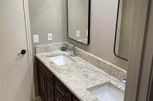 2225 Stone Creek Dr, Plano, TX 75075 - Photo 34