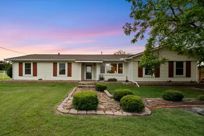 308 Sunset Drive, Corsicana, TX 75110 - Photo 1