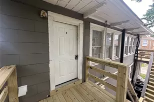 819 N Marsalis Ave, Dallas, TX 75203 - Photo 2