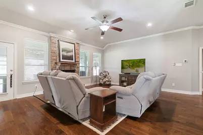 8000 Rodeo Drive, Denton, TX 76208 - Photo 4