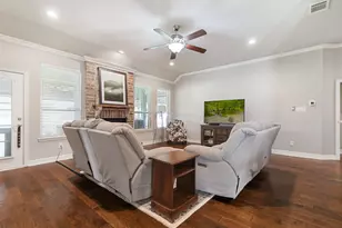 8000 Rodeo Dr, Denton, TX 76208 - Photo 4