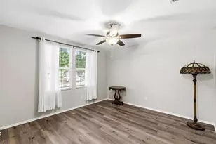 2809 Meadow Bluff Dr, Wylie, TX 75098 - Photo 6