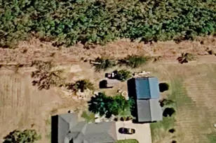 615 Madison Ave, Strawn, TX 76475 - Photo 4