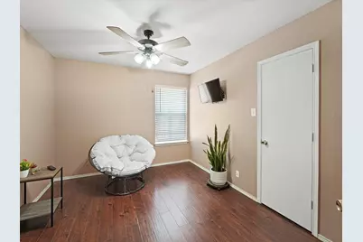 4702 Grovetree Lane, Garland, TX 75043 - Photo 4