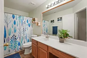 4702 Grovetree Ln, Garland, TX 75043 - Photo 6