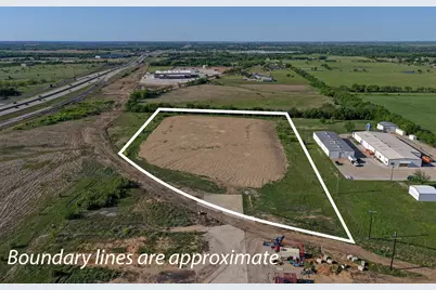 2824 Milam Road E, Sanger, TX 76266 - Photo 6