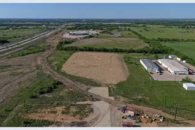 2824 Milam Road E, Sanger, TX 76266 - Photo 10