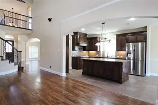 12381 Summertree Dr, Frisco, TX 75035 - Photo 6