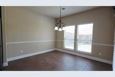 12381 Summertree Drive, Frisco, TX 75035 - Photo 8