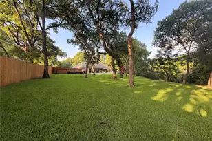 1125 Shady River Ct S, Benbrook, TX 76126 - Photo 12