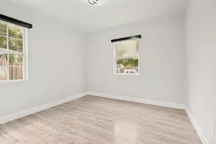 1301 Cardinal St, Arlington, TX 76010 - Photo 12