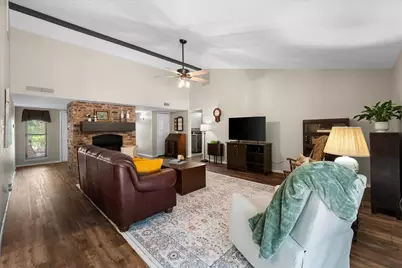 7016 Greenspring Drive, Arlington, TX 76016 - Photo 6