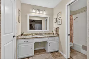 2400 Kings Country Dr, Irving, TX 75038 - Photo 36