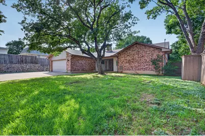 2400 Kings Country Drive, Irving, TX 75038 - Photo 40
