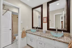 2400 Kings Country Dr, Irving, TX 75038 - Photo 32