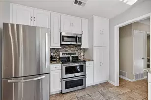 2400 Kings Country Dr, Irving, TX 75038 - Photo 16
