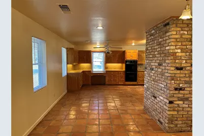 2301 Post Oak Road, Abilene, TX 79605 - Photo 2