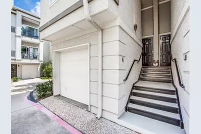 2201 Wolf Street #4206, Dallas, TX 75201 - Photo 2