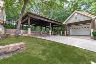 104 Bridlepath Dr, Pottsboro, TX 75076 - Photo 2