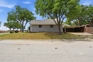 2121 Canton Dr, Fort Worth, TX 76112 - Photo 34