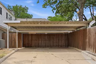 2121 Canton Dr, Fort Worth, TX 76112 - Photo 36