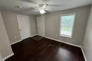 9558 Rylie Crest Dr, Dallas, TX 75217 - Photo 6