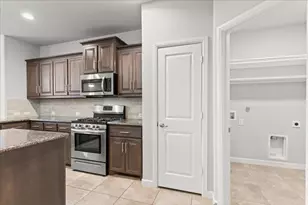 1117 Scotney Ln, Saginaw, TX 76131 - Photo 8