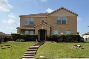 604 Trillium Ln, DeSoto, TX 75115 - Photo 1