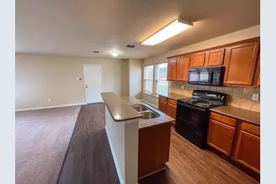 604 Trillium Lane, DeSoto, TX 75115 - Photo 12