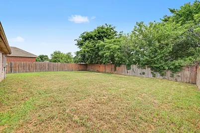 221 Los Angeles Drive, Glenn Heights, TX 75154 - Photo 26
