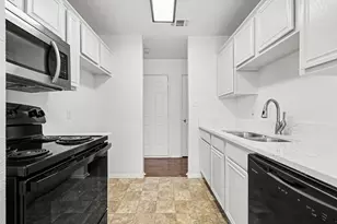 221 Los Angeles Dr, Glenn Heights, TX 75154 - Photo 12