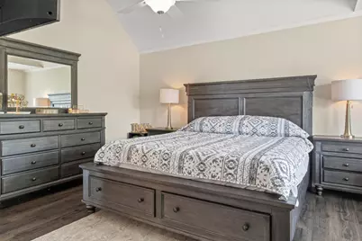 215 Cimarron Trail #1, Irving, TX 75063 - Photo 20