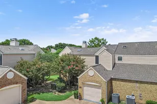 215 Cimarron Trail, Irving, TX 75063 - Photo 34