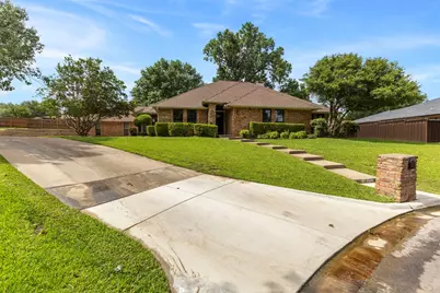 6501 Lake Side Circle, North Richland Hills, TX 76180 - Photo 4