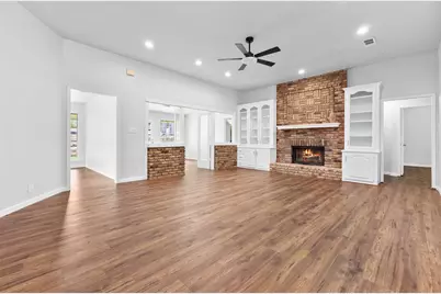 6501 Lake Side Circle, North Richland Hills, TX 76180 - Photo 14