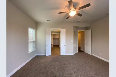 927 Bentley Drive, Roanoke, TX 76262 - Photo 18