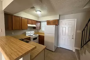 9447 Olde Towne Row, Dallas, TX 75227 - Photo 4