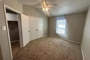 9447 Olde Towne Row, Dallas, TX 75227 - Photo 16
