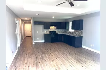 1204 Craddock Street, Commerce, TX 75428 - Photo 4