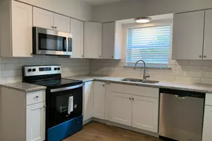 3901 Bois D Arc St, Greenville, TX 75401 - Photo 4