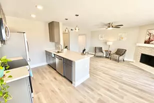 2505 Wedglea Dr, Dallas, TX 75211 - Photo 2