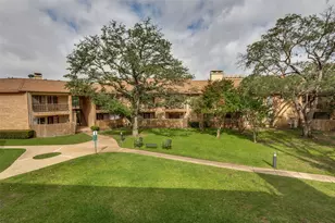 16301 Ledgemont Ln, Addison, TX 75001 - Photo 24