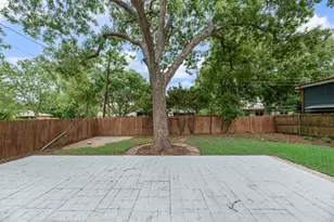 6742 Hialeah Dr, Dallas, TX 75214 - Photo 22