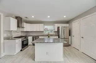 6742 Hialeah Dr, Dallas, TX 75214 - Photo 1