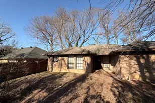 212 Darrin Dr, Rockwall, TX 75087 - Photo 2