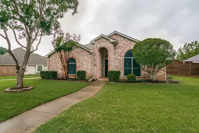 2066 Heather Glen Drive, Lewisville, TX 75067 - Photo 2